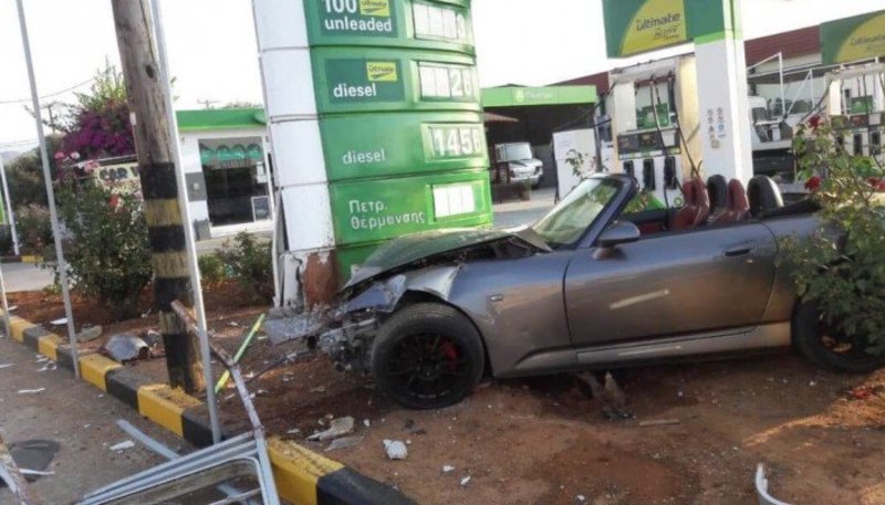 Ο οδηγός έχασε τον έλεγχο του οχήματος υπό αδιευκρίνιστες συνθήκες